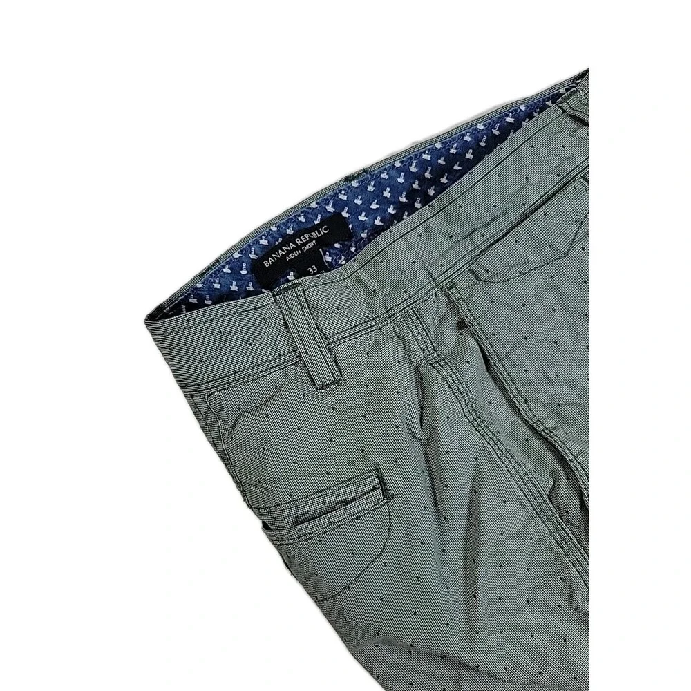 Banana Republic Aiden Shorts Adult 33 Green Chino Preppy Casual‎ Travel DOTS